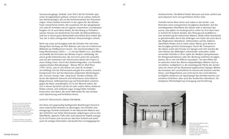 A two-page spread from an art book in German, with pages numbered 28 and 29. The right-hand page features a black-and-white photograph of a modern art installation in a gallery with dark pillars and white, curved structures.