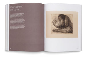 An open art book showing a two-page spread. The left page has German text under the heading Choreografie der Körper on a taupe background. The right page features a print of a dark, expressionistic charcoal drawing depicting a figure hunched over in grief, embracing another figure.