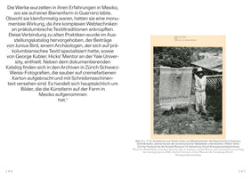 A page from a book with German text on the left and a black-and-white photograph on the right. The photo, taken by Sheila Hicks in the 1960s, shows a man in a hat and light-colored clothes standing outdoors in Guerrero, Mexico. He holds up a large, intricately woven rectangular textile with a geometric pattern and fringe at the bottom. A building and foliage are visible in the background.